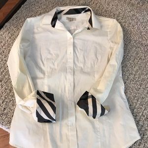 CUTE “ BURBERRY “ WOMENS button up Stretchy Top!!